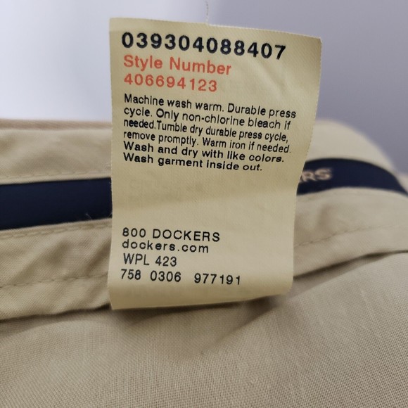 Dockers Men's Pants Tan Khaki D3 Pleated Classic Fit style #406694123 36 x 29 - Picture 12 of 16